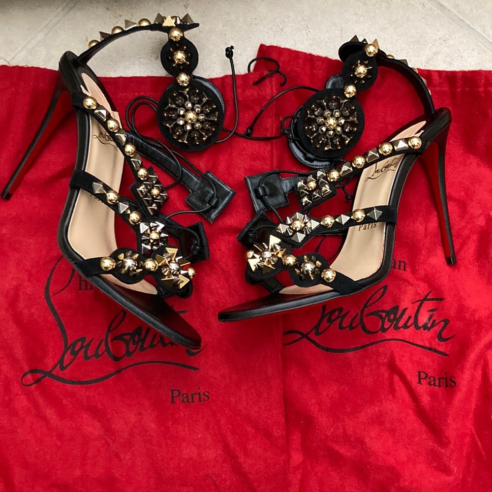 Rare Louboutin Kaleikita heels new